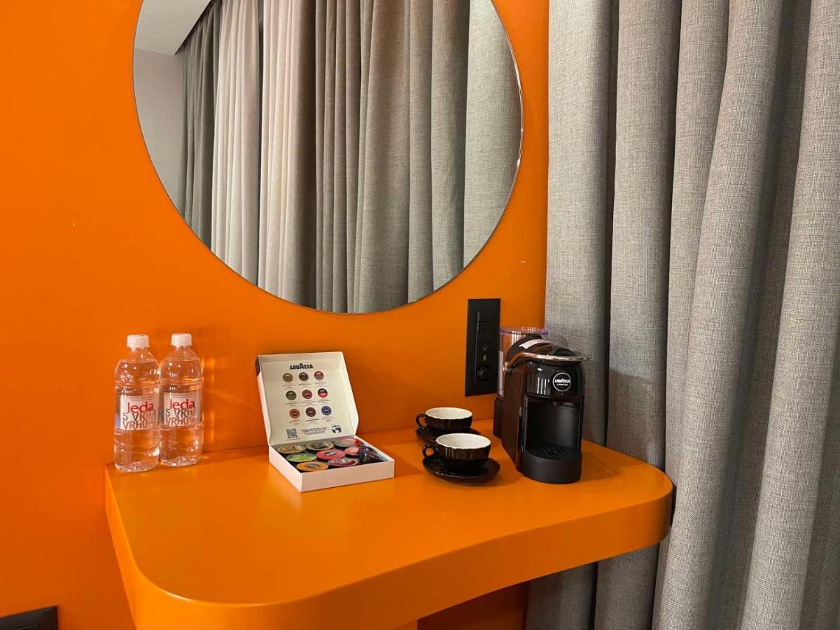 Connectin Apartments ปาเล ภายนอก รูปภาพ