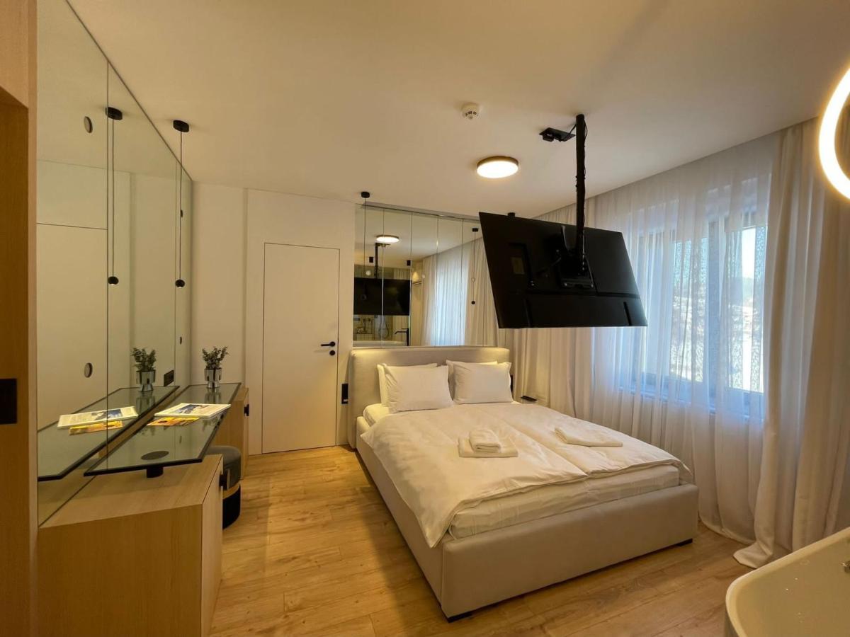 Connectin Apartments ปาเล ภายนอก รูปภาพ