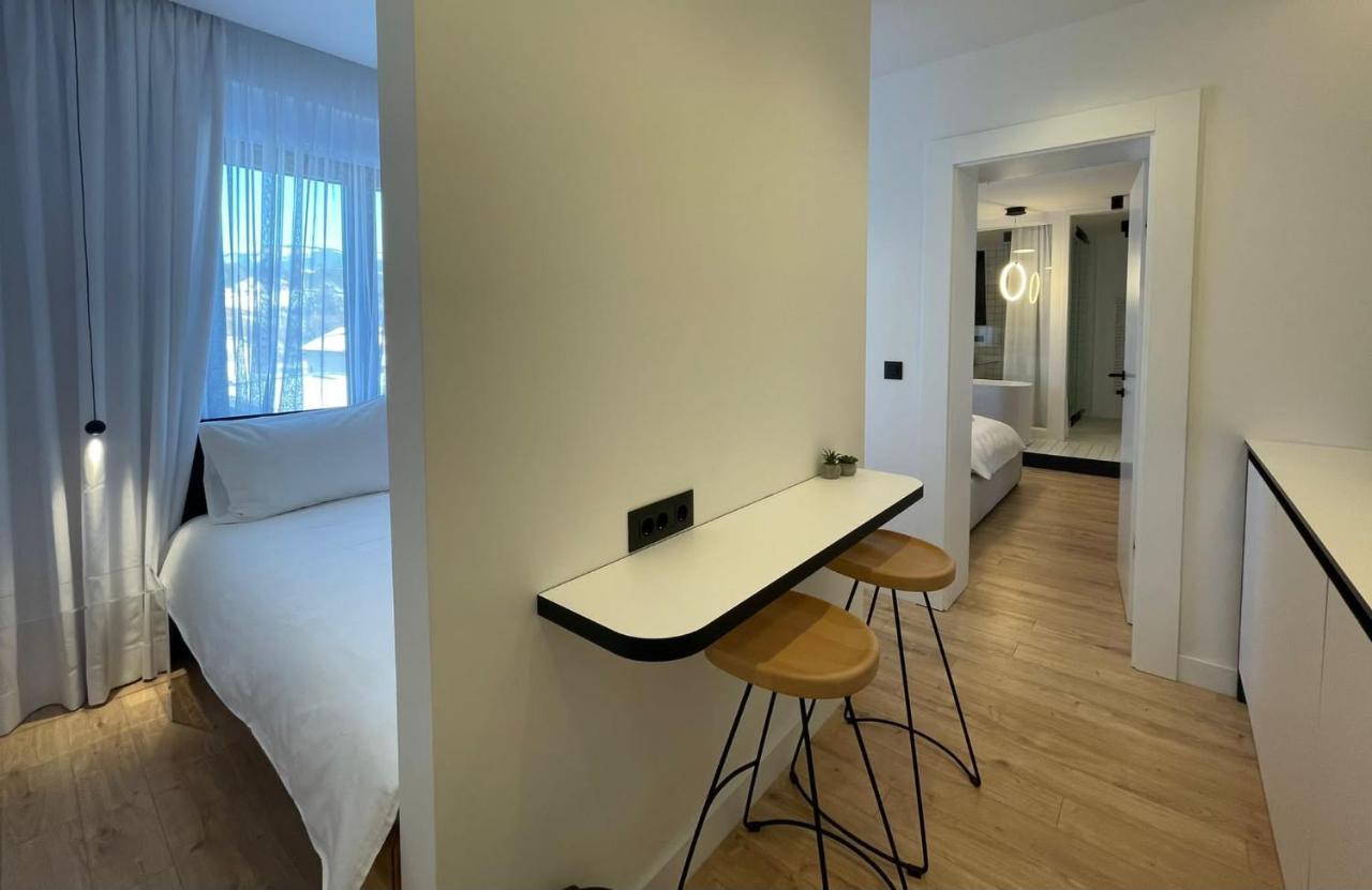 Connectin Apartments ปาเล ภายนอก รูปภาพ