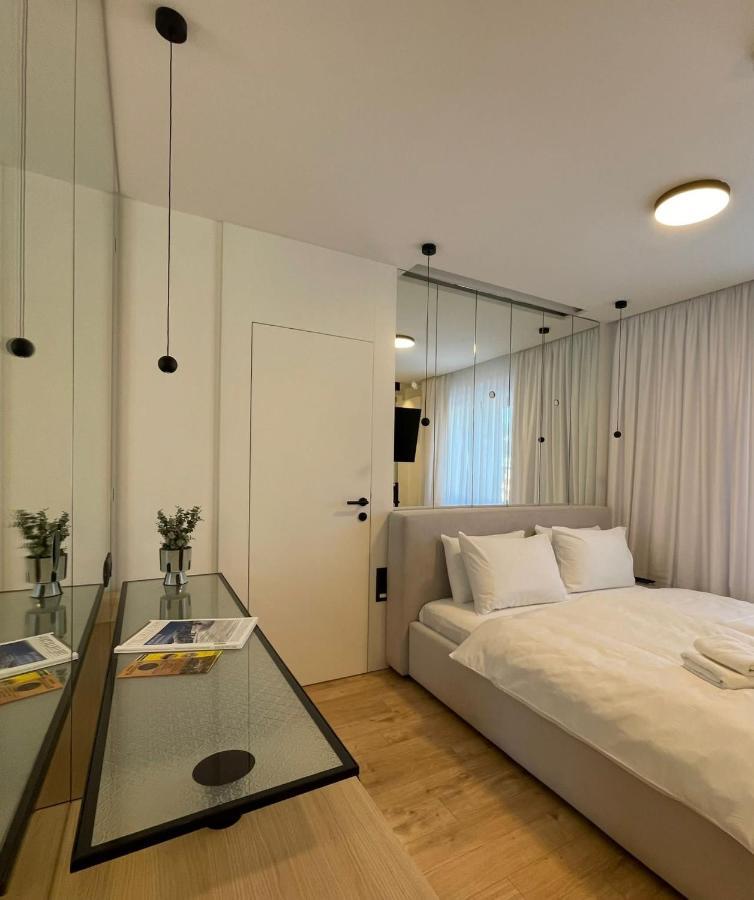 Connectin Apartments ปาเล ภายนอก รูปภาพ