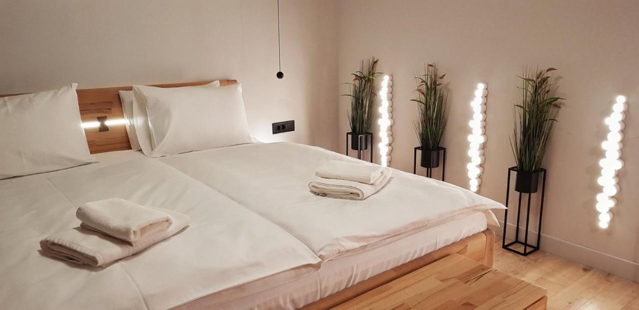 Connectin Apartments ปาเล ภายนอก รูปภาพ